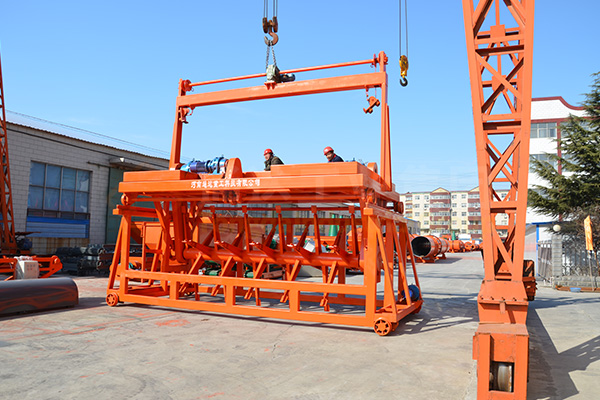 整套槽式餐廚垃圾堆肥發酵翻拋機