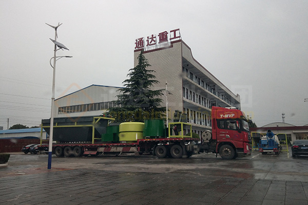 兩套2萬噸有機肥生產線，年處理畜禽養殖糞污20萬噸，養殖場糞污及時清理產高效有機肥
