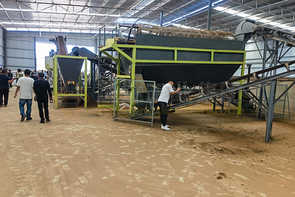 整套豬糞有機肥生產線工藝流程