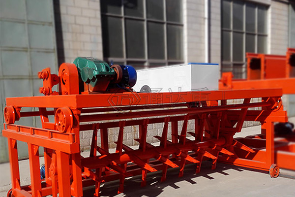 槽式翻拋機的結(jié)構(gòu)分析