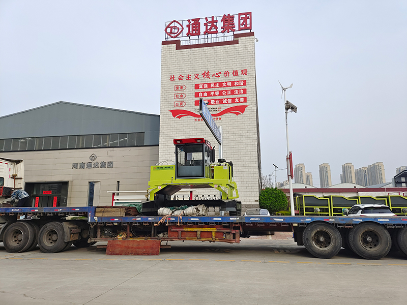 有機(jī)肥發(fā)酵翻拋機(jī)選購(gòu)攻略，附常見(jiàn)類(lèi)型詳細(xì)對(duì)比