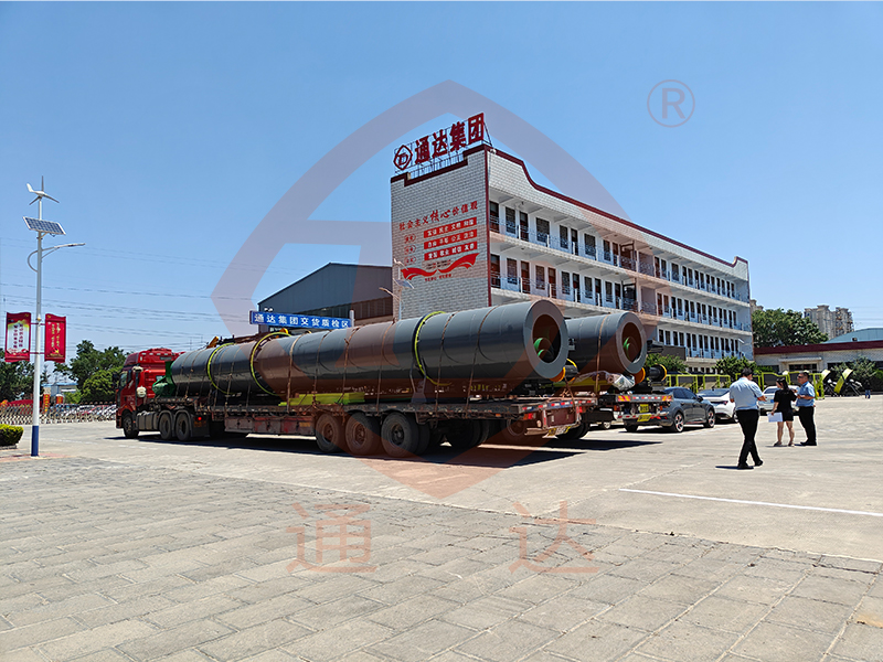 年產(chǎn)2萬(wàn)噸雞糞有機(jī)肥生產(chǎn)整套設(shè)備有哪些?發(fā)酵、造粒工藝流程