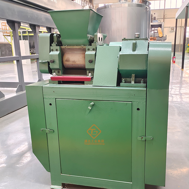 對(duì)輥擠壓造粒機(jī)