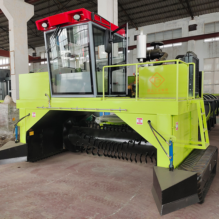 大跨度地面履帶翻堆機的優點